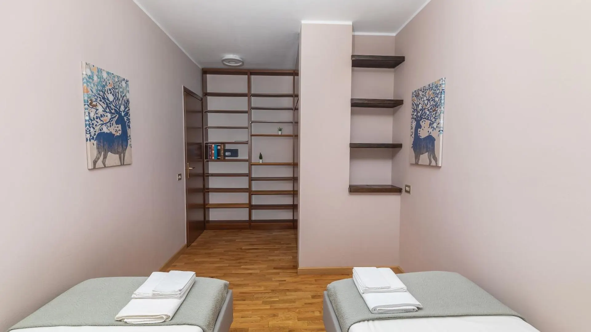 Apartment Forum V Assago